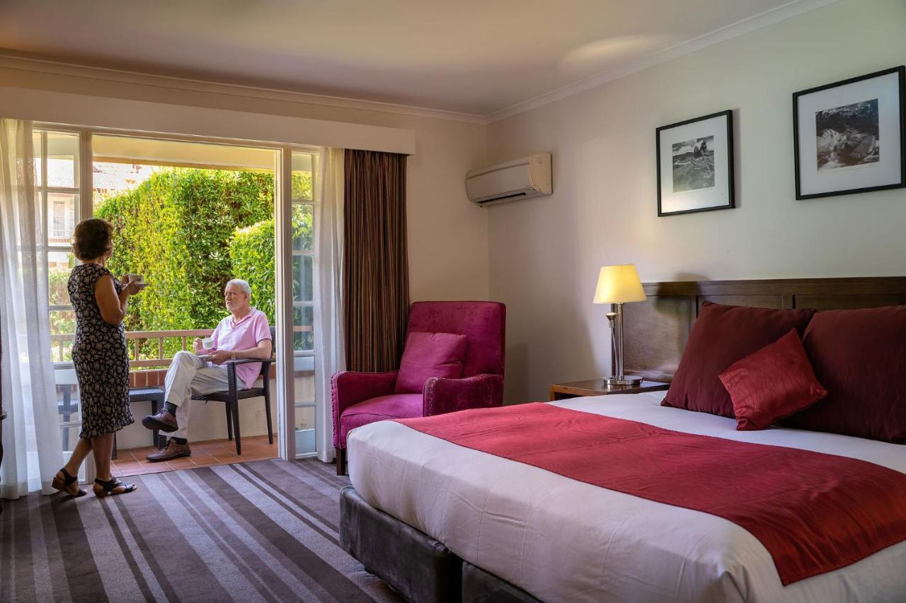 Mercure Canberra Exterior foto
