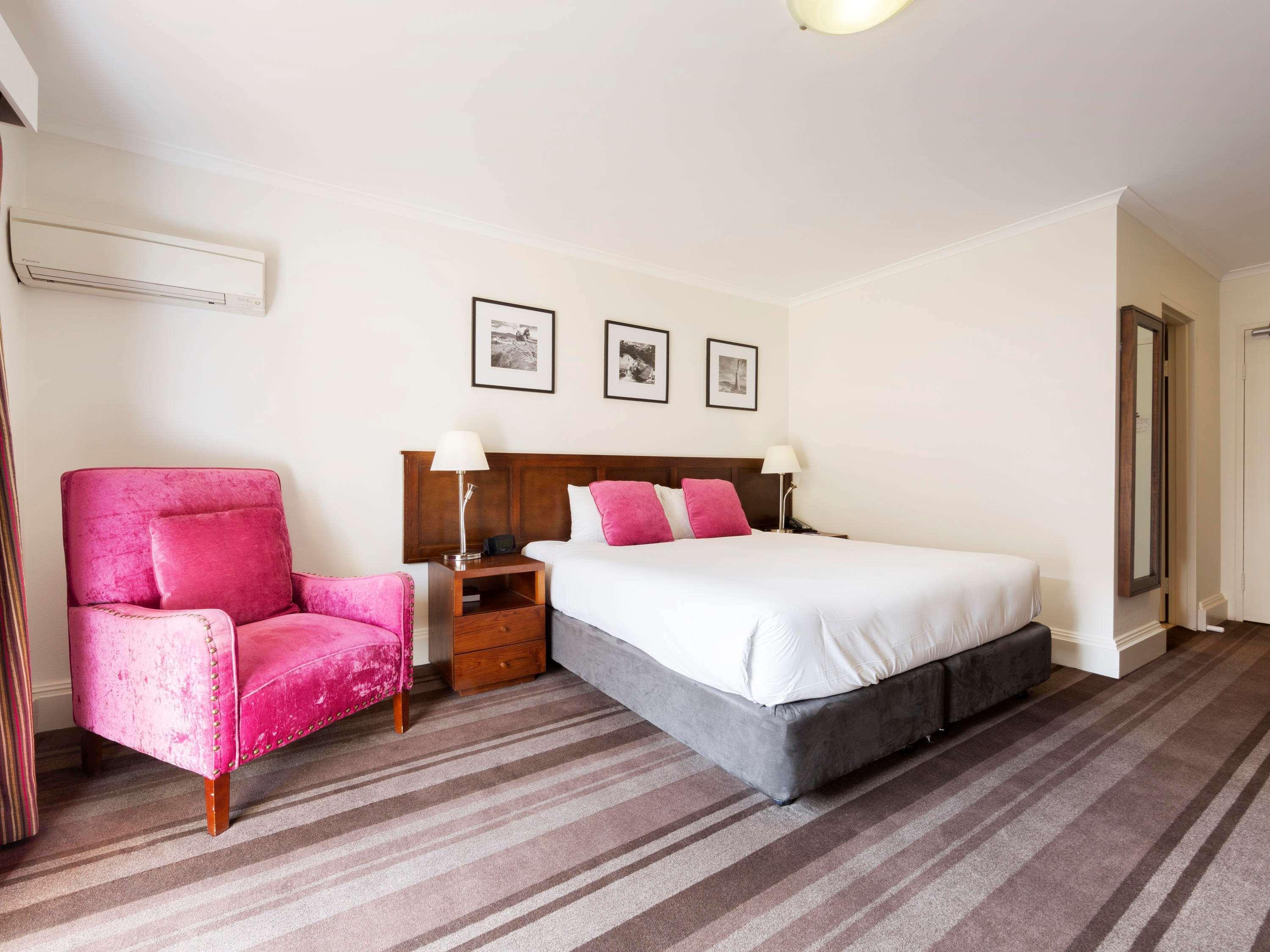 Mercure Canberra Exterior foto