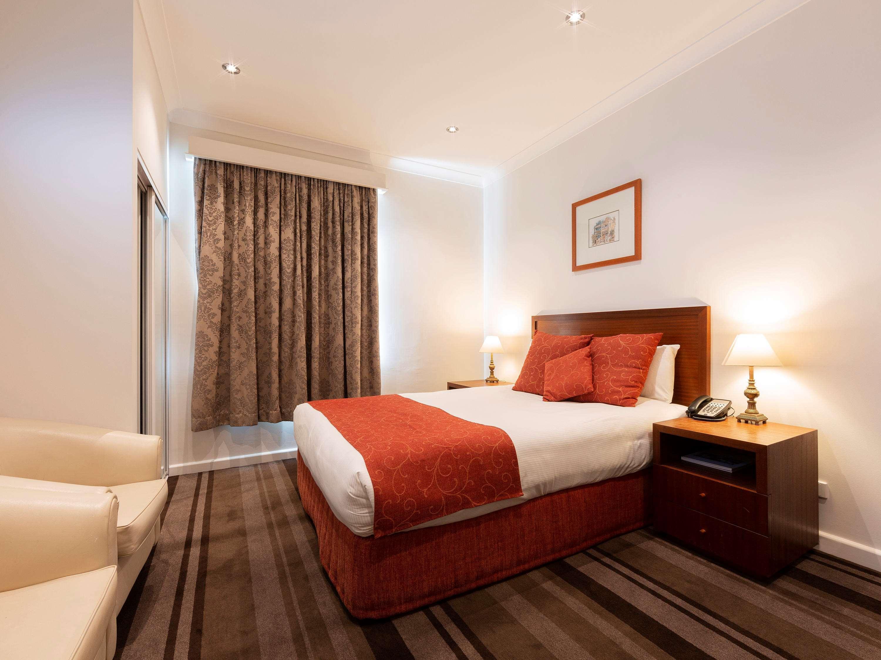 Mercure Canberra Exterior foto