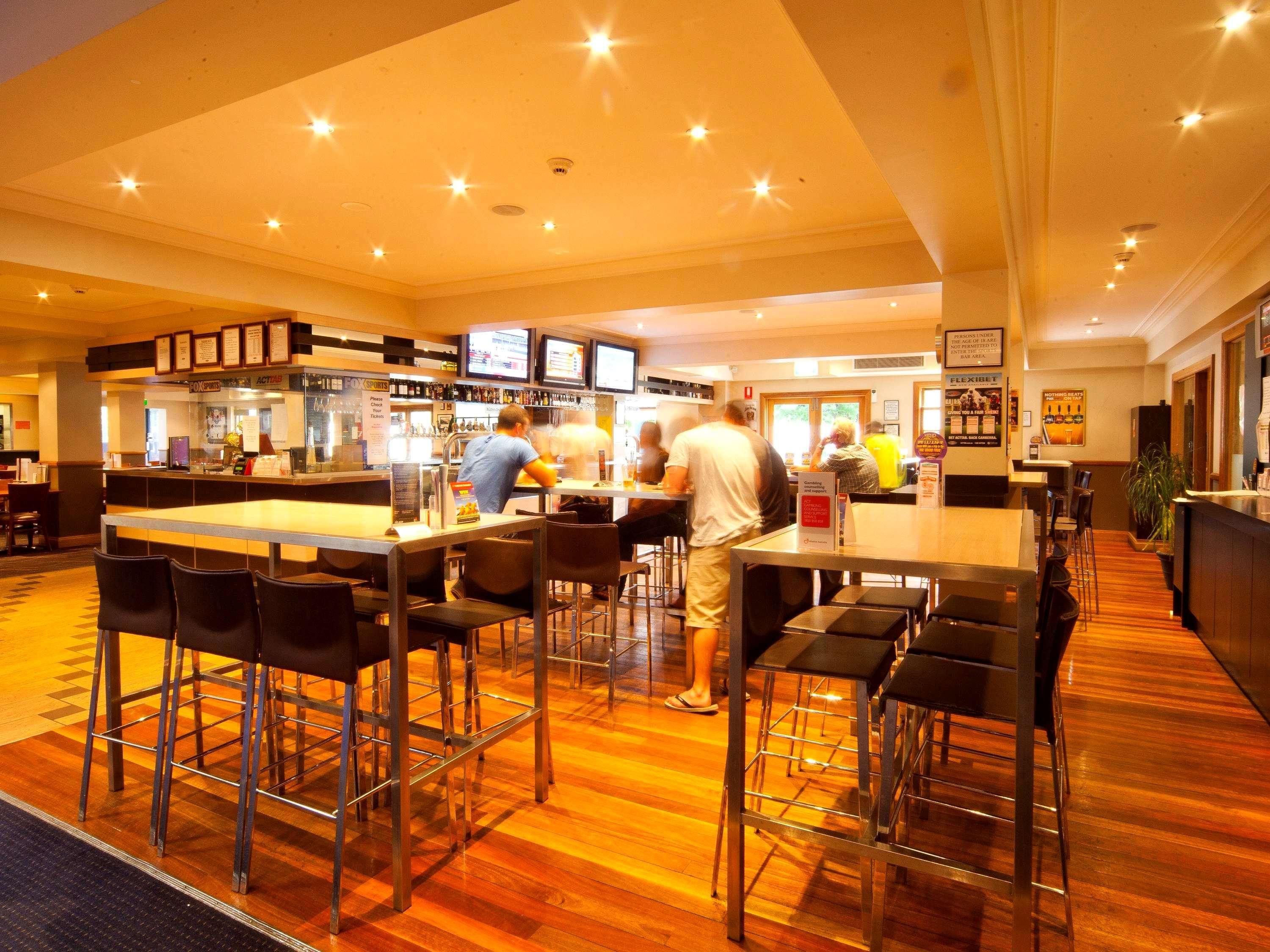 Mercure Canberra Exterior foto