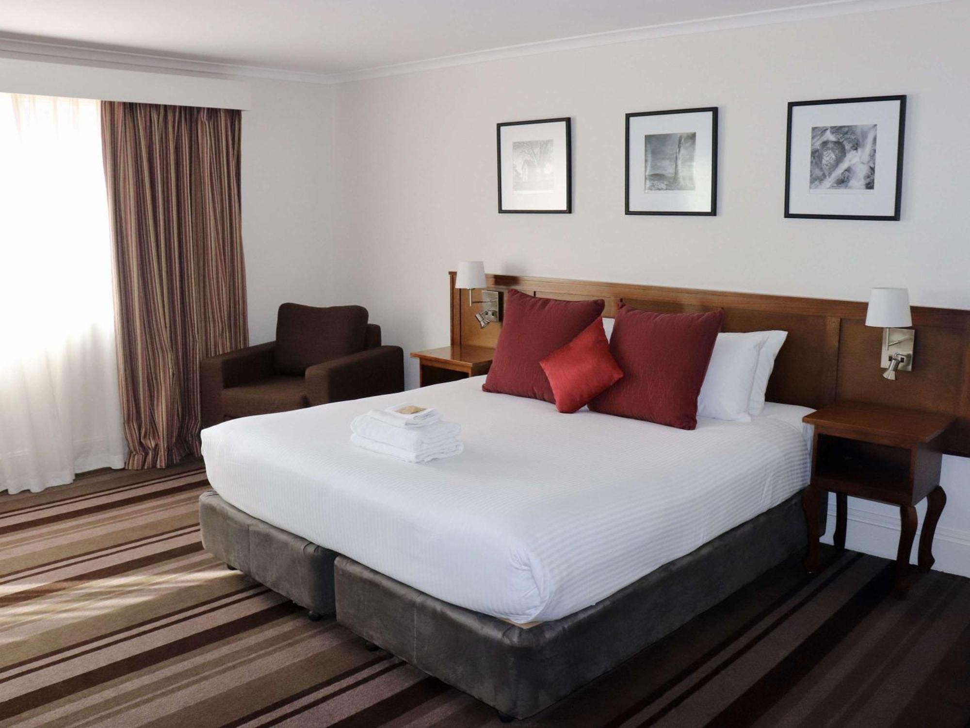 Mercure Canberra Exterior foto